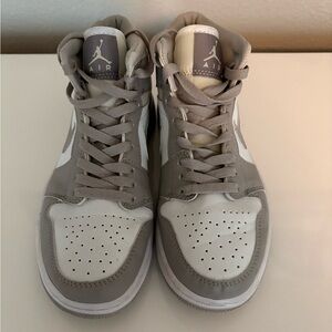 Nike Air Jordan 1 Mid Linen College Grey White Women’s 7 Neutral Sneakers